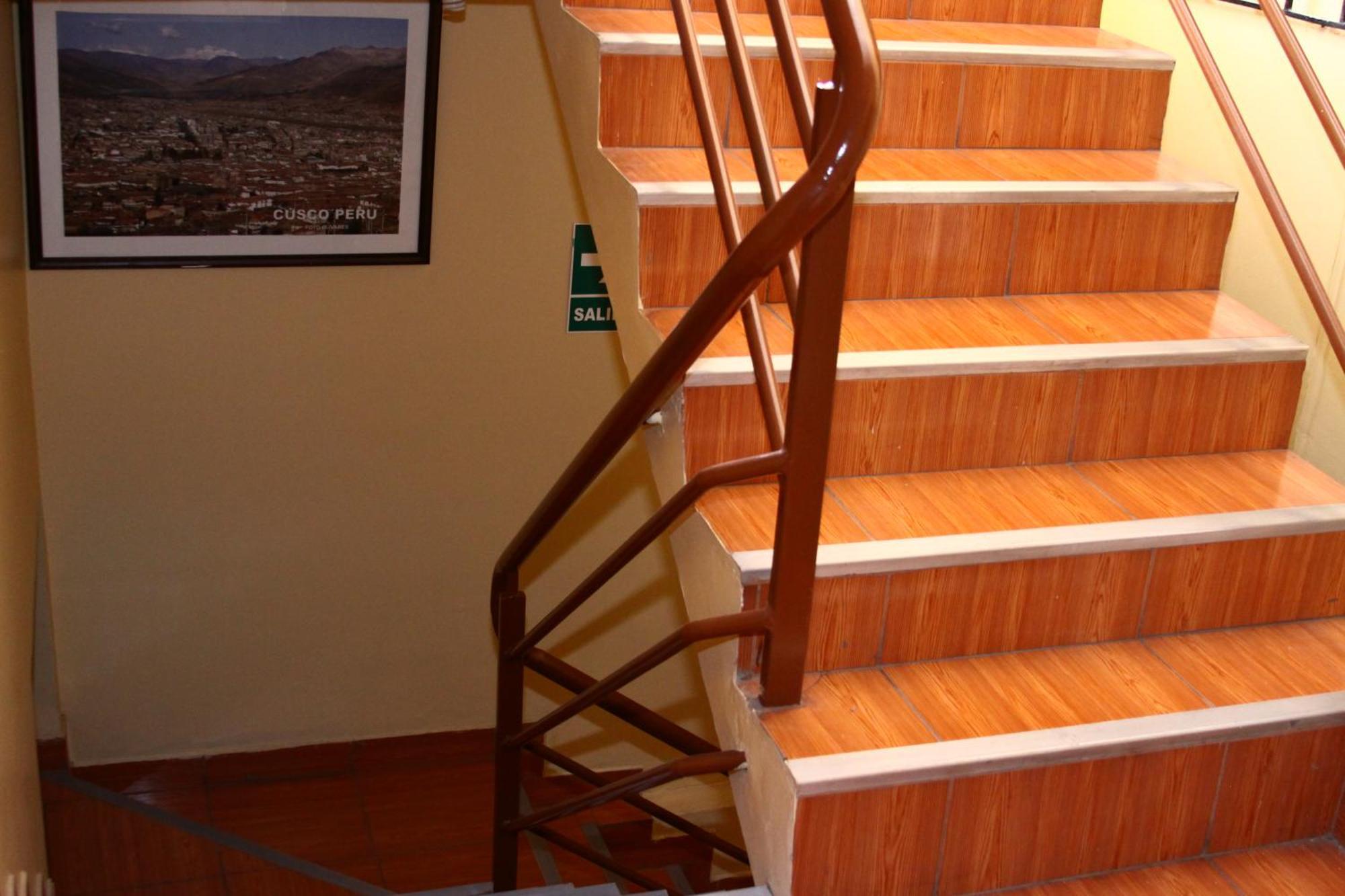 Hostal Lucerito กุสโก ภายนอก รูปภาพ