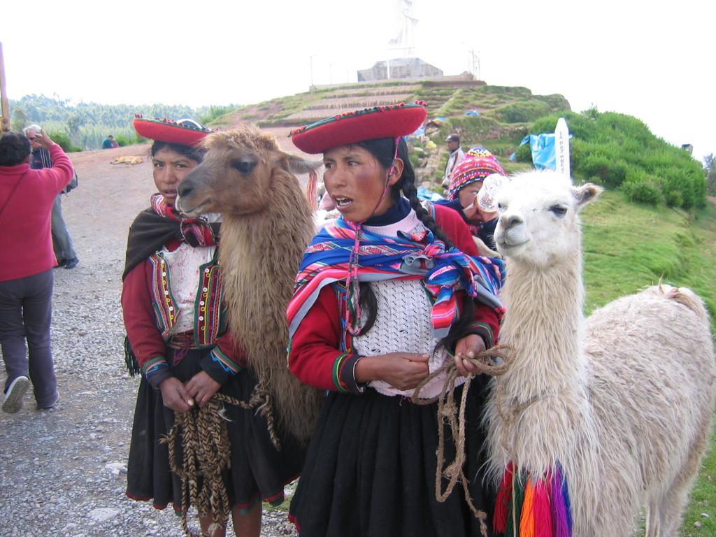 Hostal Lucerito กุสโก ภายนอก รูปภาพ